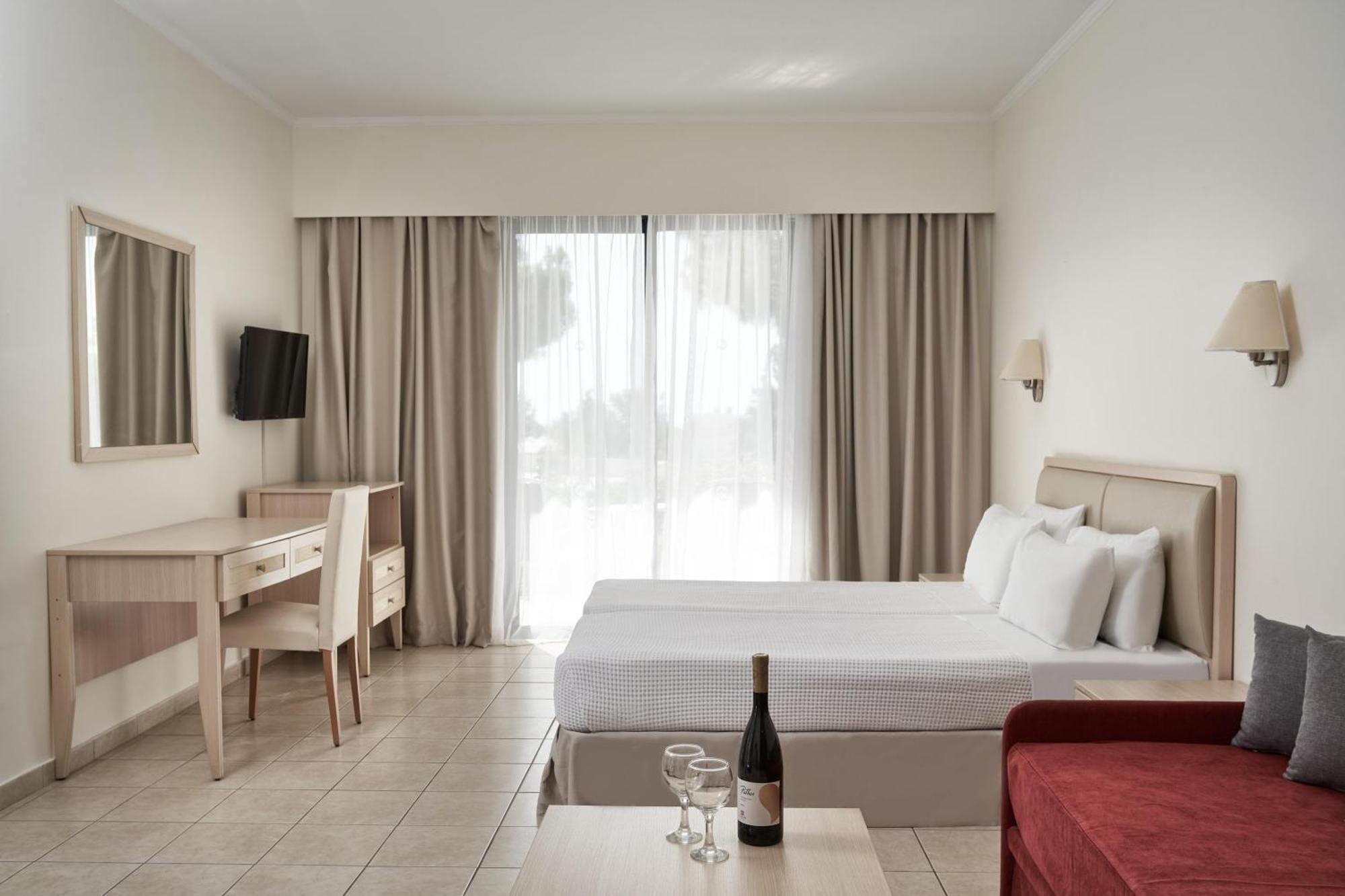 Labranda Kiotari Miraluna Resort Экстерьер фото